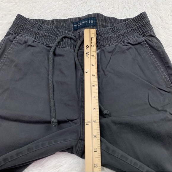 Abercrombie and Fitch men chino joggers pants elastic waist in black - Picture 5 of 10